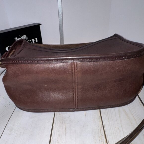 Vintage Coach 1980s NYC Mahogany Classic Pouch Shoulder Bag Purse 9.5x9x4” VGUC* - Picture 10 of 10